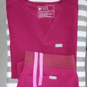 FIGS Dark Magenta XS/SP